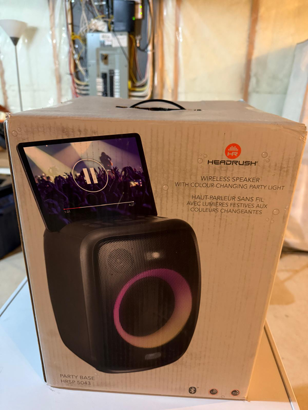 HeadRush Wireless Speaker w/ Colour Changing Party Light - photo 3