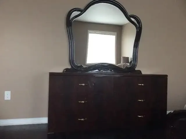 Dresser with Mirror - Dark Wood Finish image indicator(4)