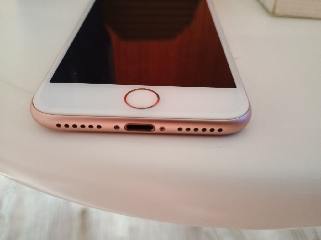 Apple iPhone 8 - Gold - photo 5