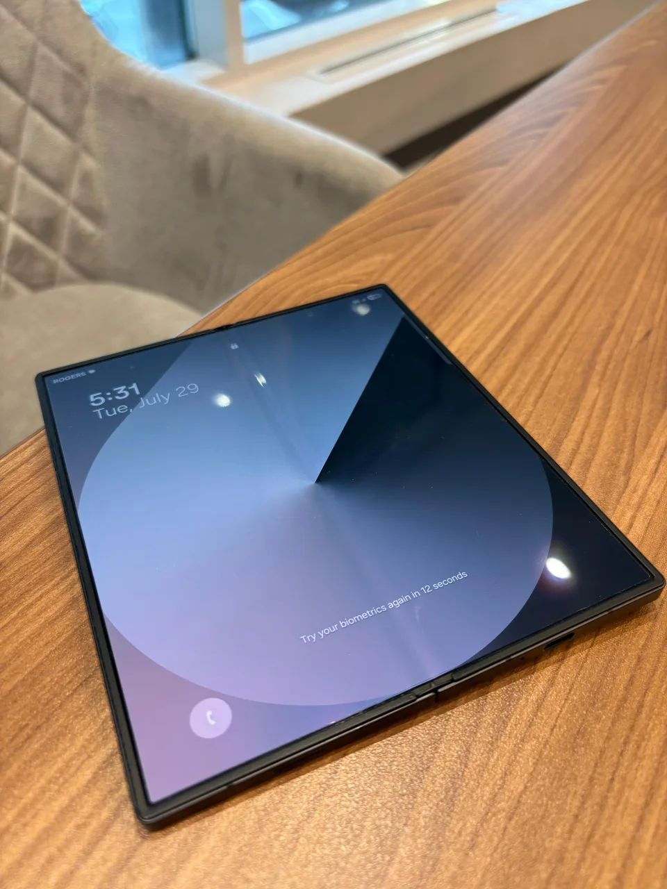 Samsung Galaxy Fold 6| 528 GB| Original Box| NO Scratches image indicator(2)