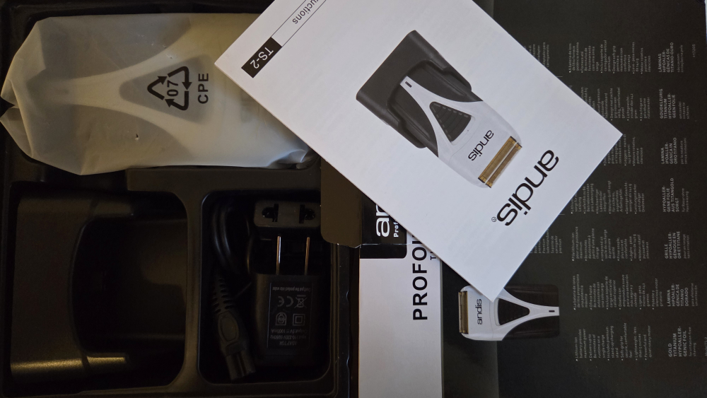 Brand New Andis Pro lithium foil shaver II - photo 2