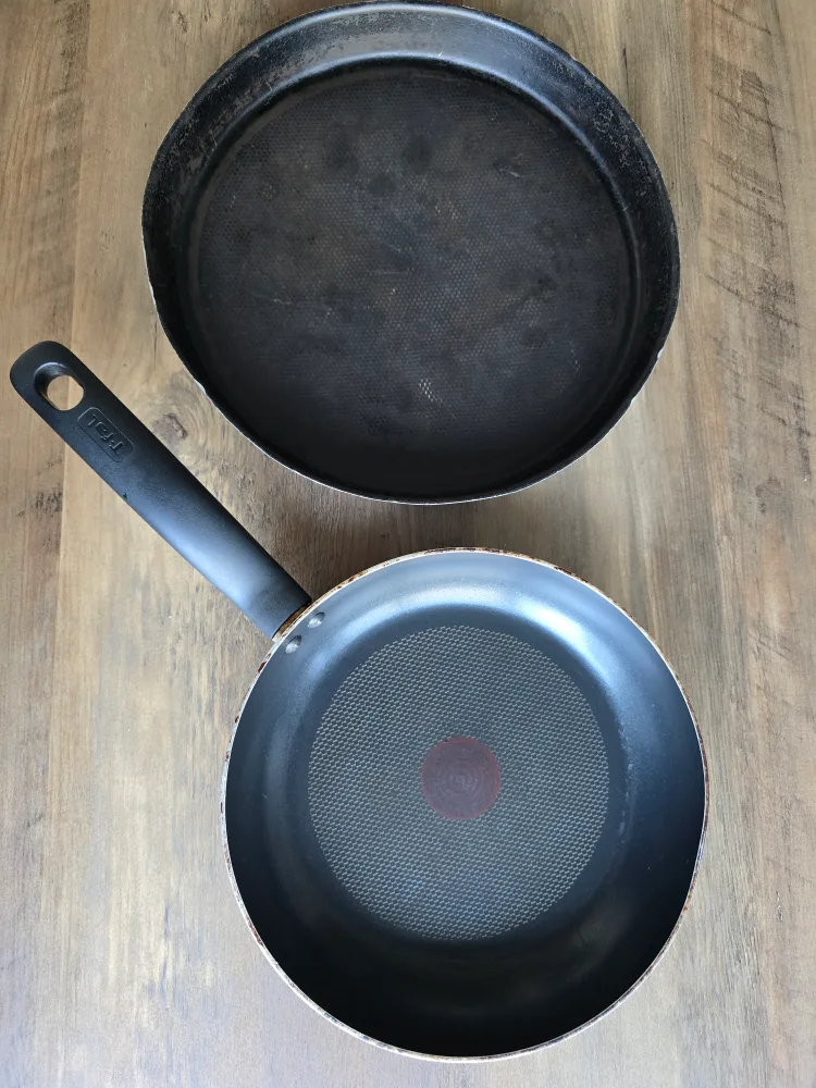 T-fal Fry Pan and Baking Pan thumbnail
