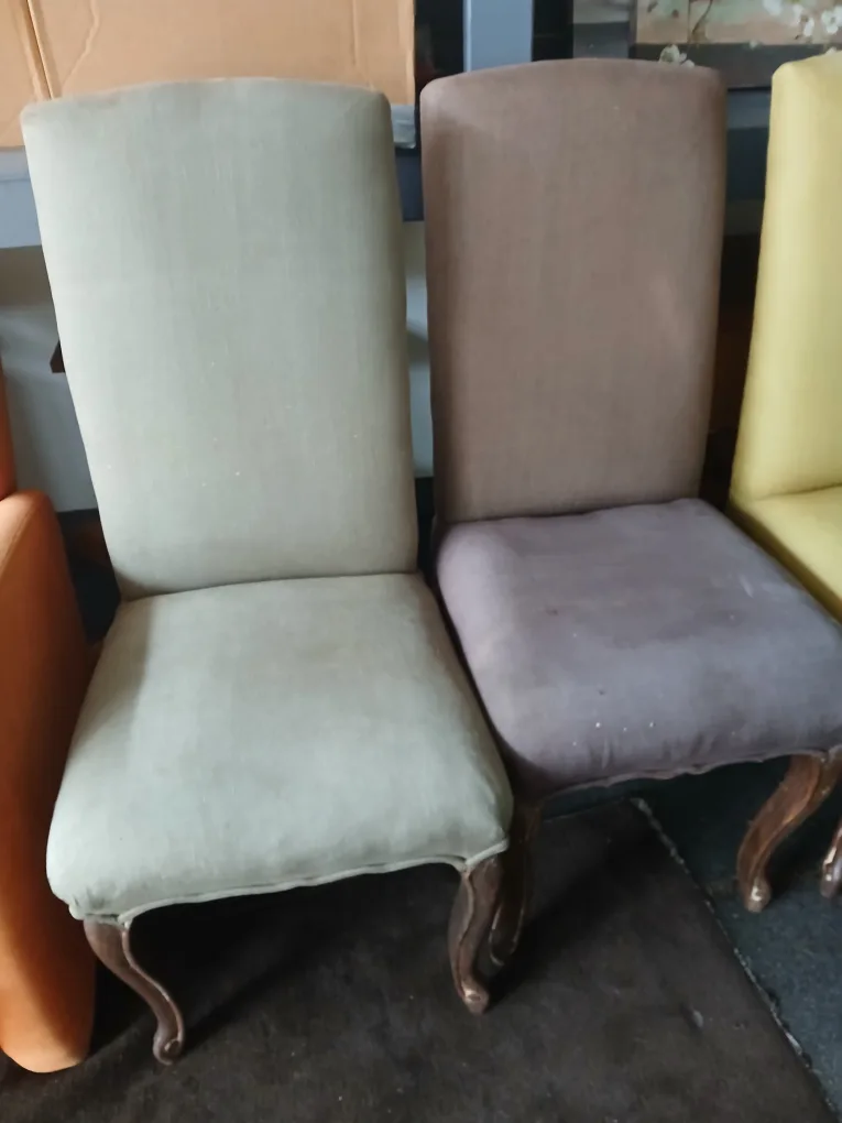dining g table and 4 chears thumbnail