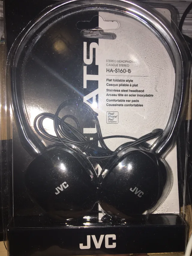 JVC headphones thumbnail