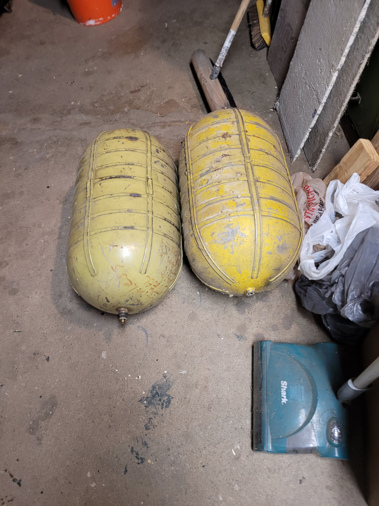 Air tanks - photo 2