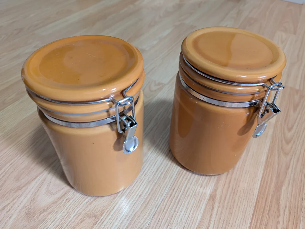 Lock-lid Containers thumbnail