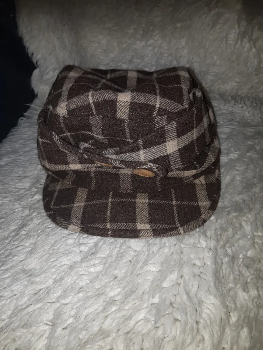 Roots Plaid Newsboy Cap - Size M/M 🇨🇦 thumbnail