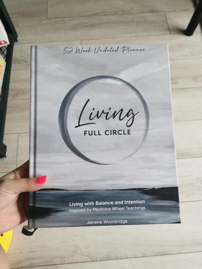 Living Full Circle 52 Week Undated Planner thumbnail
