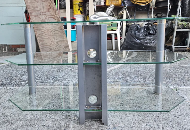 Glass TV Stand image indicator(7)