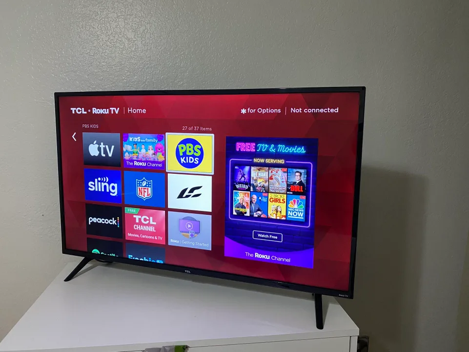 43" TCL 4K UHD Roku Smart tv.  works great. delivery thumbnail