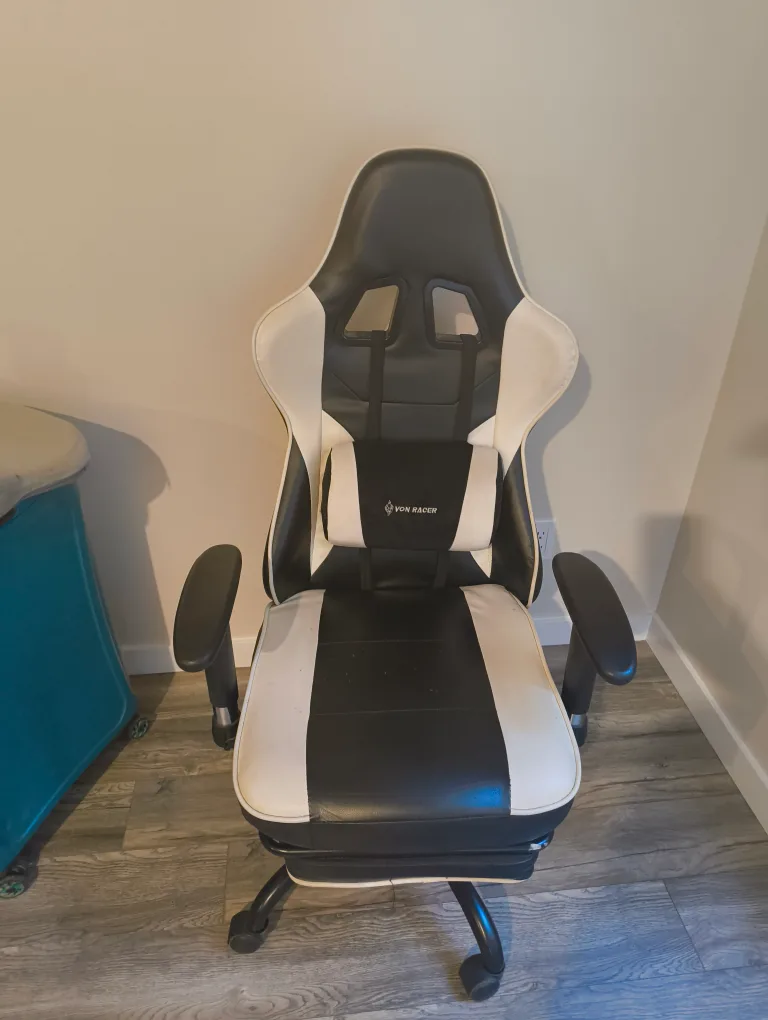 Von Racer Gaming Chair - Black & White thumbnail
