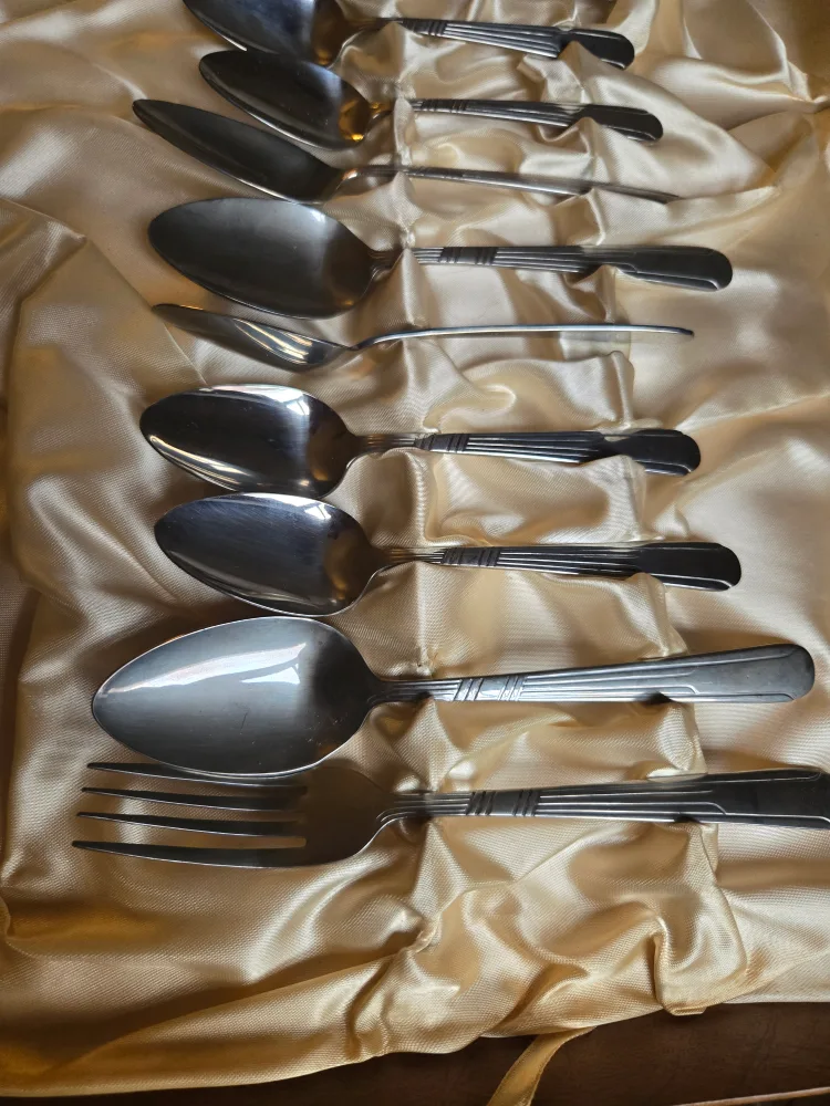 Vintage Cutlery Set thumbnail
