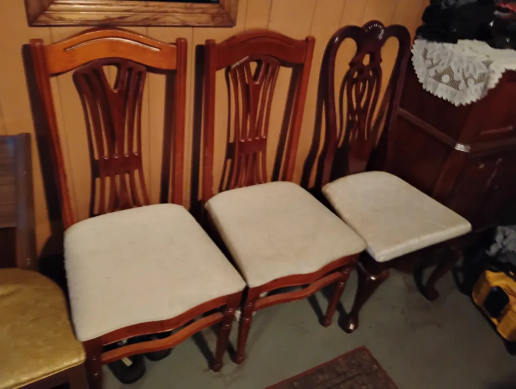 Wooden Dining Chairs thumbnail