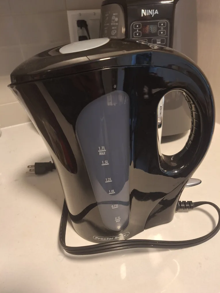 Proctor Silex 1.7L Electric Kettle - Black thumbnail