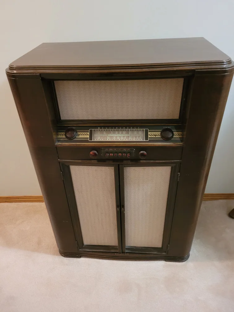 Vintage  Radio Phonograph Cabinet thumbnail