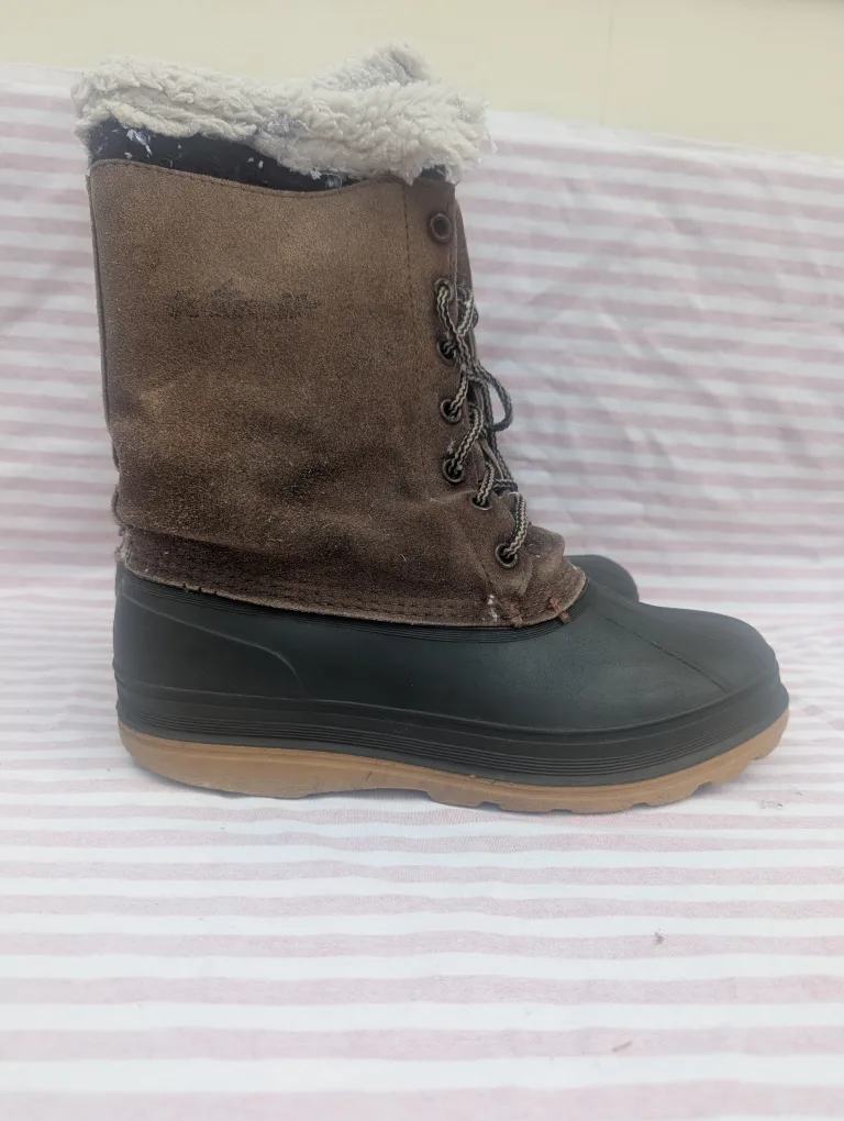 Brown Winter Boots Size 9 thumbnail