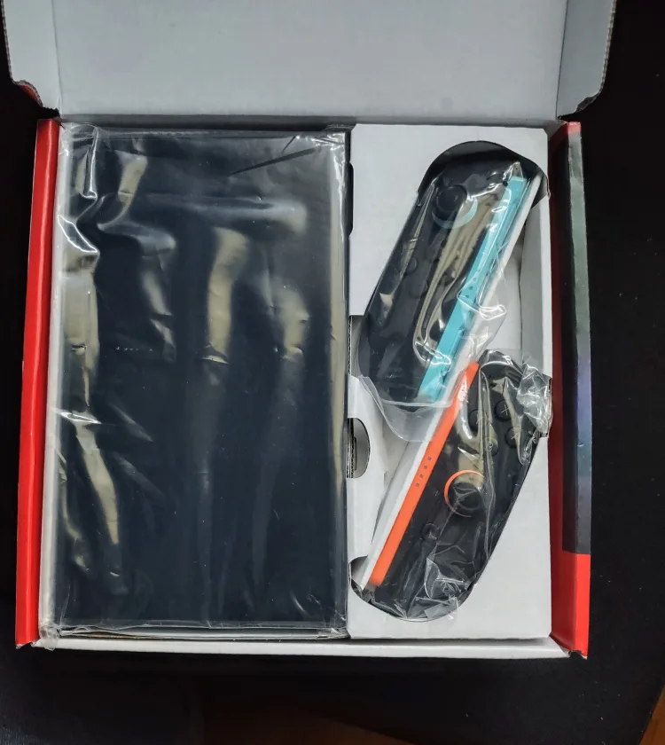 Nintendo Switch 2  and Surge Controller image indicator(3)