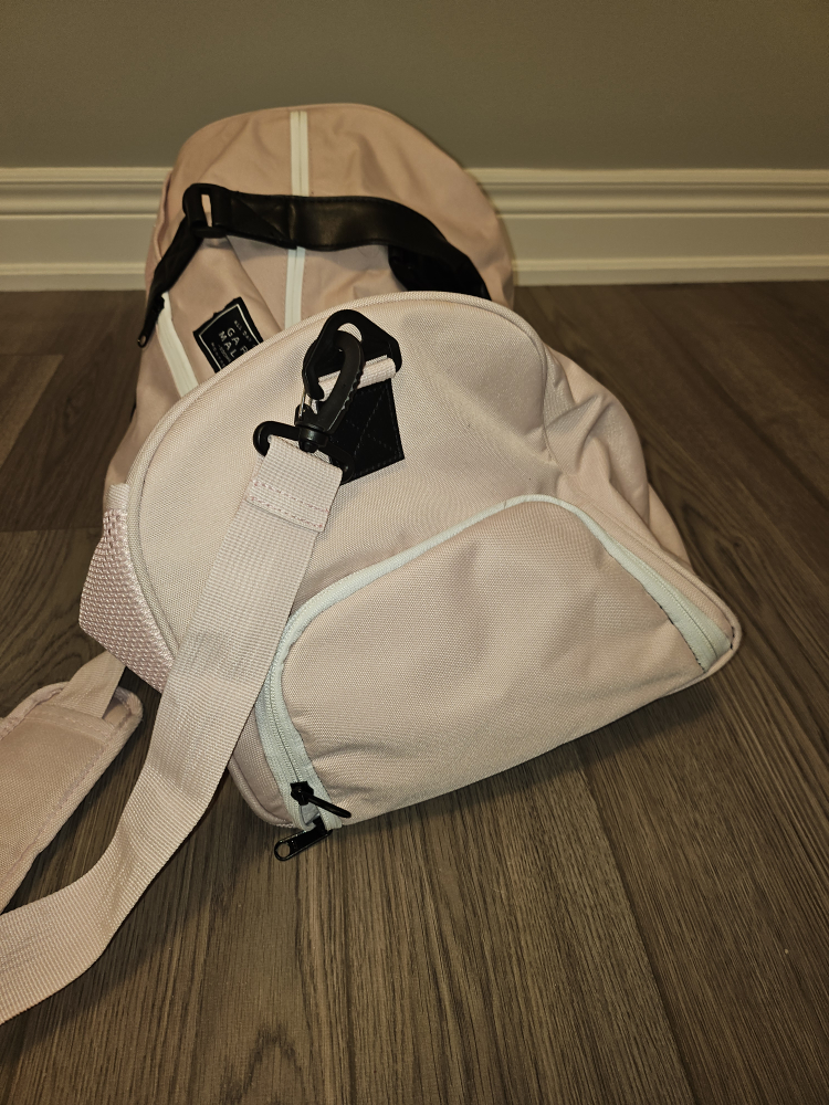 Garde Malade Pink Duffle Bag - photo 3