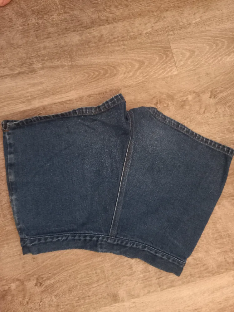 Request Jeans Denim Shorts image indicator(2)