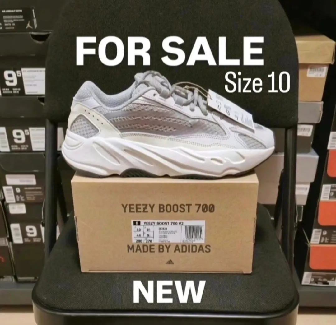 Adidas Yeezy 700 static size 10 thumbnail