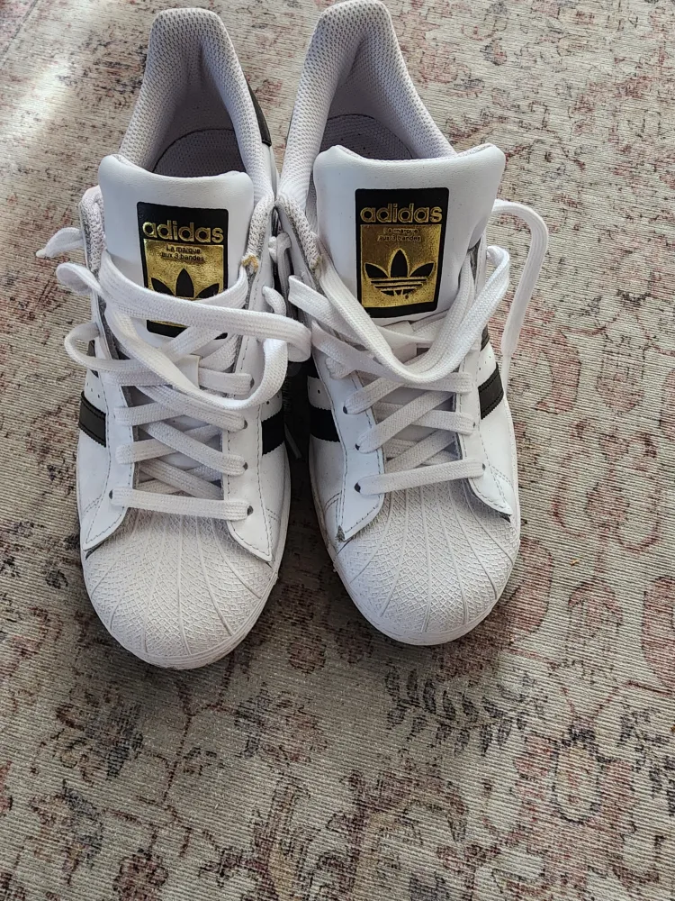 Shell Toe Adidas Superstar White/Black Size 7.5 US thumbnail