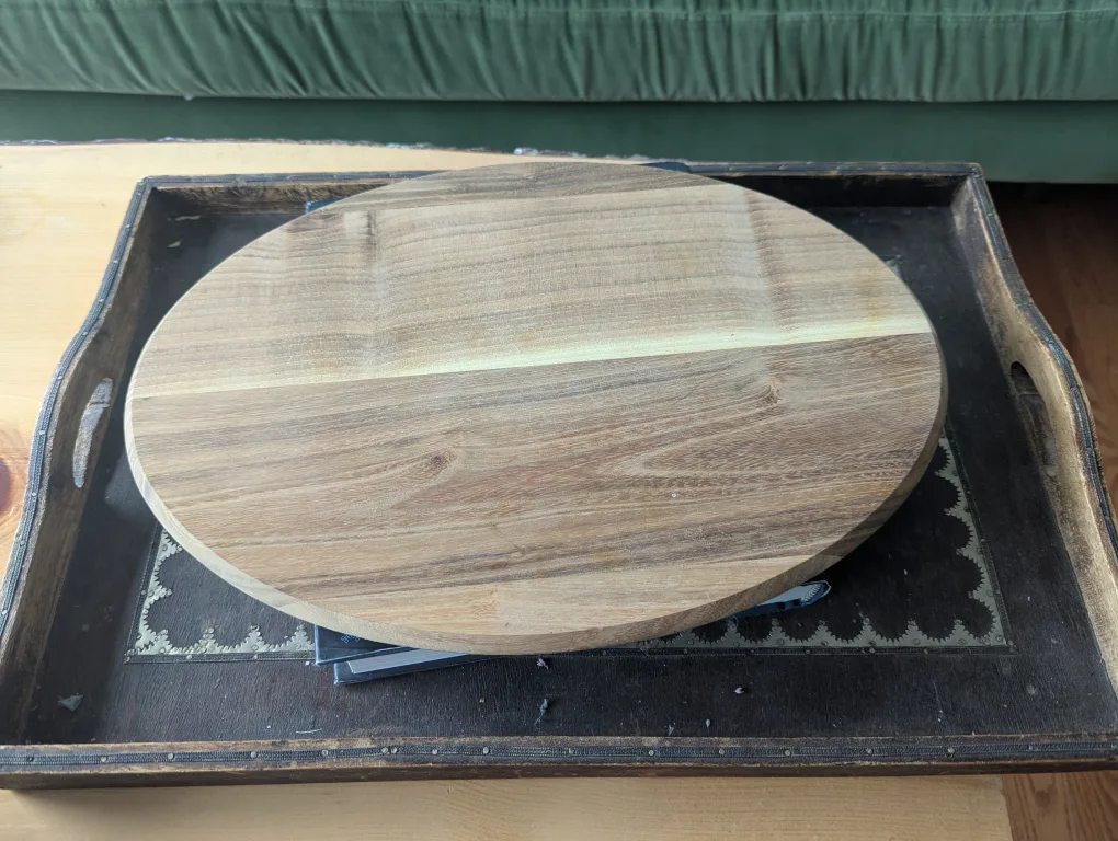 Wooden Oval Cutting Board thumbnail