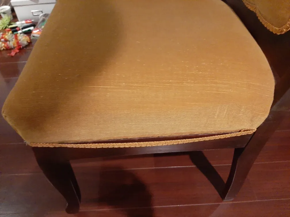 Antique Wooden Chair with Mustard Yellow Velvet Upholstery image indicator(5)