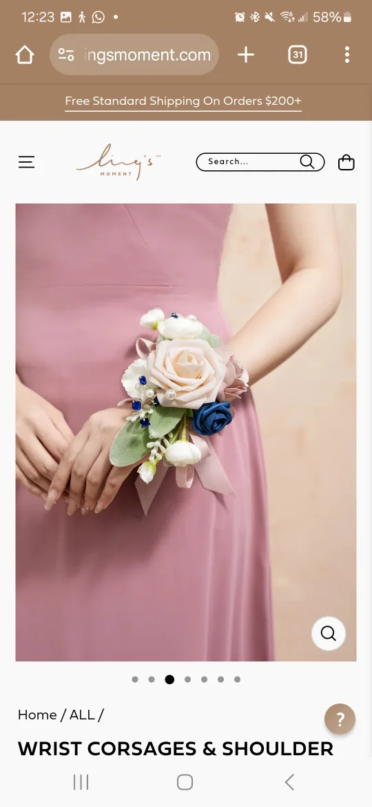 Ling Moments Floral Corsage Set in Box image indicator(6)