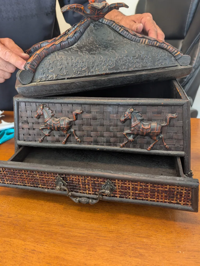 Vintage Woven Wooden Box with Horse Design image indicator(2)