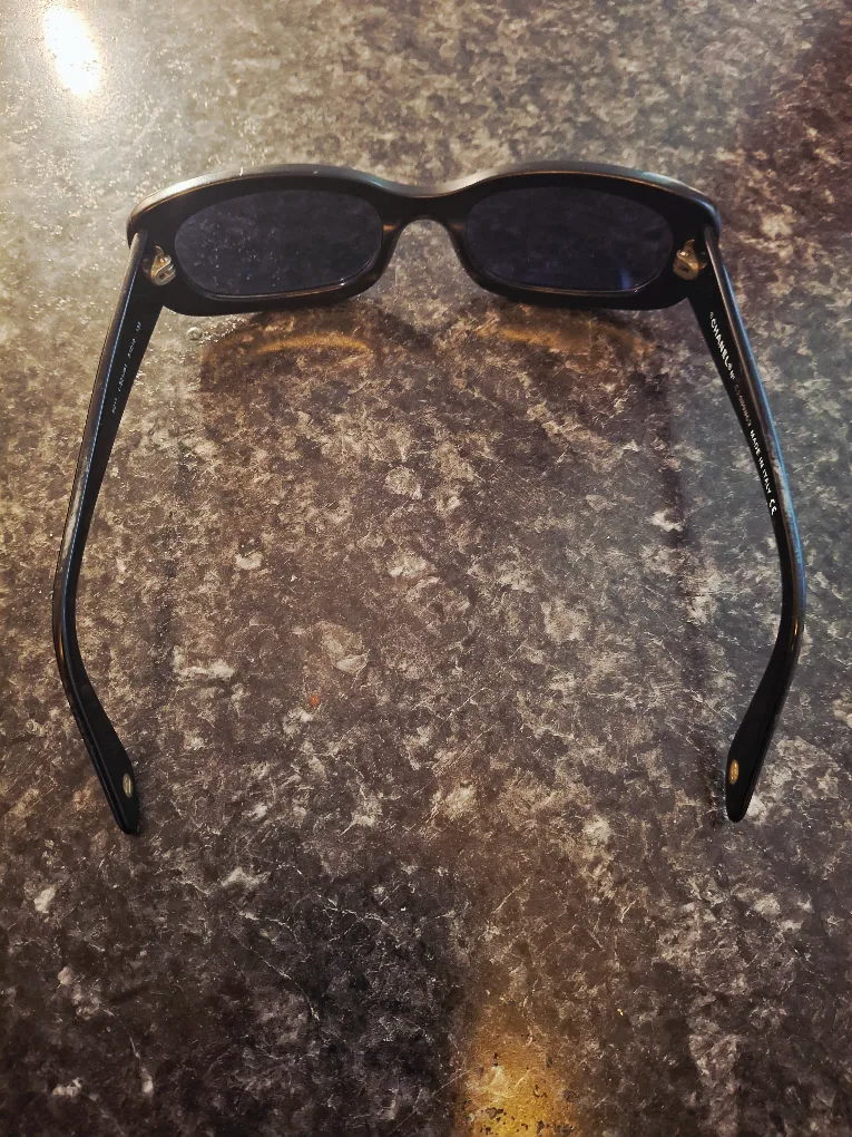 Chanel sunglasses small image indicator(6)