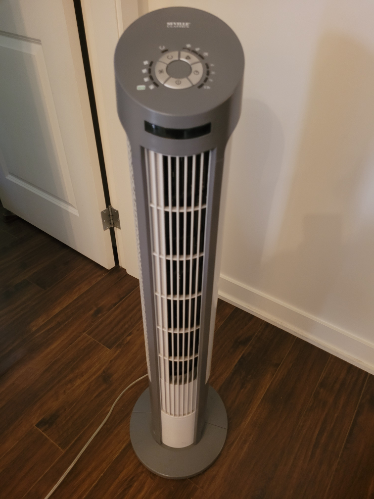 Seville Classics Tower Fan 40"in height with remote control - photo 3