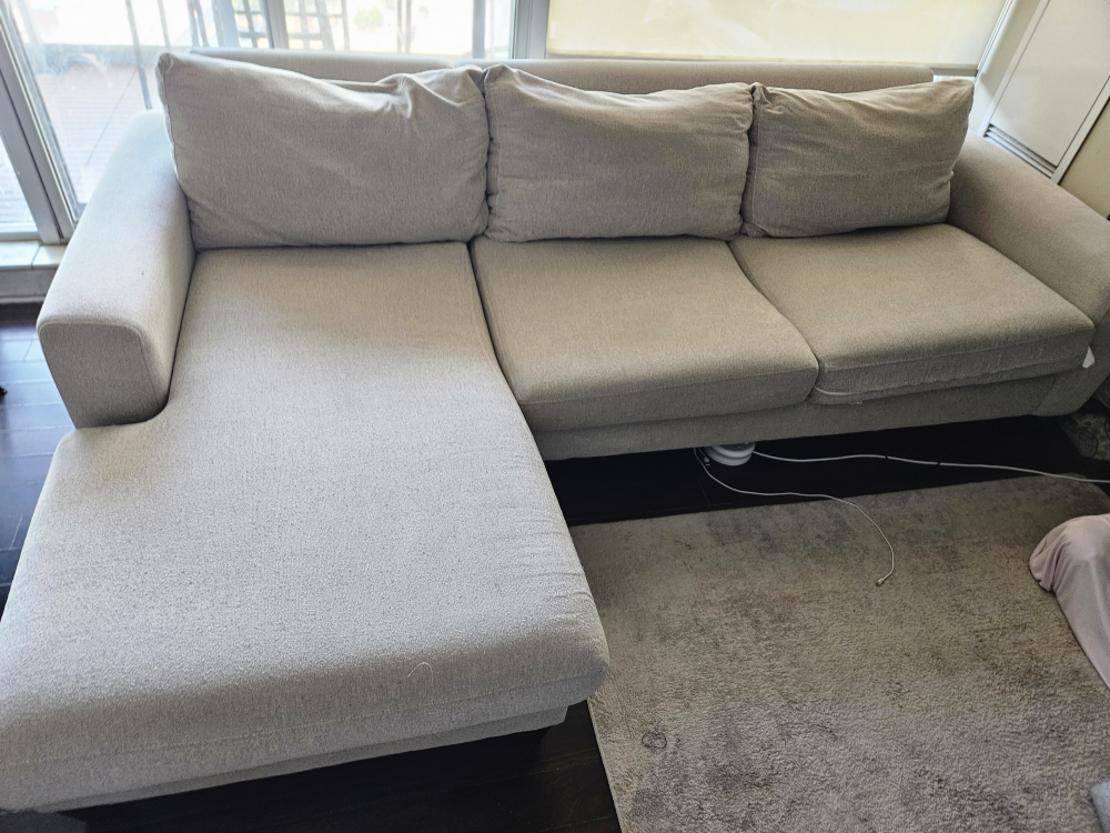 Urban Barn Sectional Sofa - Light Grey - used good condition - photo 3