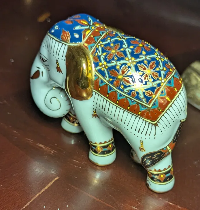 Benjarong Hand Made Elephant Figurine image indicator(2)