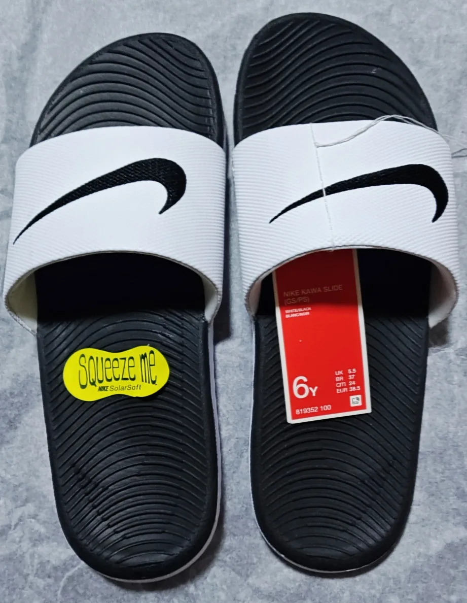New Nike Kawa Slide (GS/PS) Size 6Y image indicator(2)