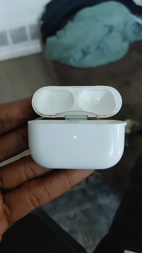 airpods pro charging case thumbnail