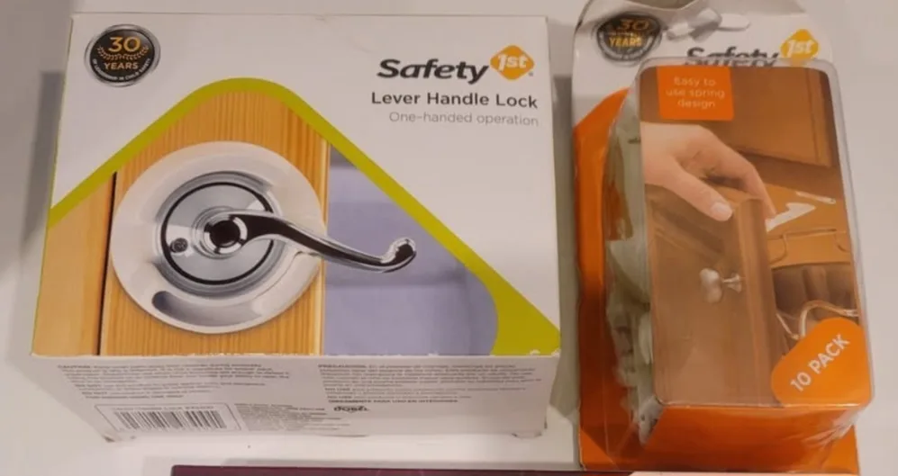 Safety 1st Lever Handle Lock, One-Handed Operation thumbnail