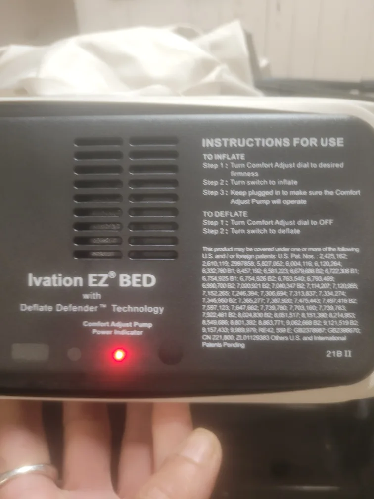 Ivation EZ Bed with Deflate Defender Technology image indicator(5)