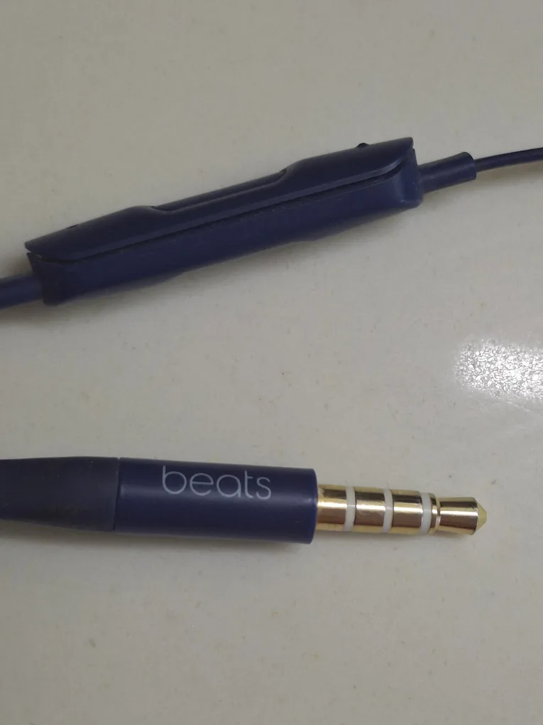 Beats EP Wired Headphones - Blue image indicator(5)