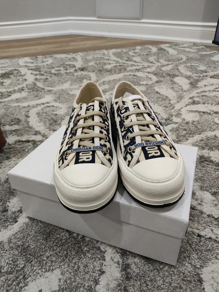 Dior Oblique Platform Sneakers image indicator(2)