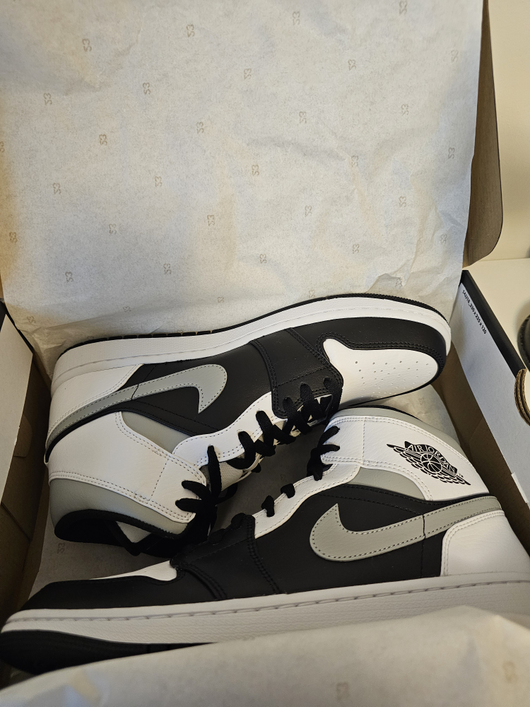 Nike Air Jordan 1 Mid Shadow Grey - New in Box! - photo 2