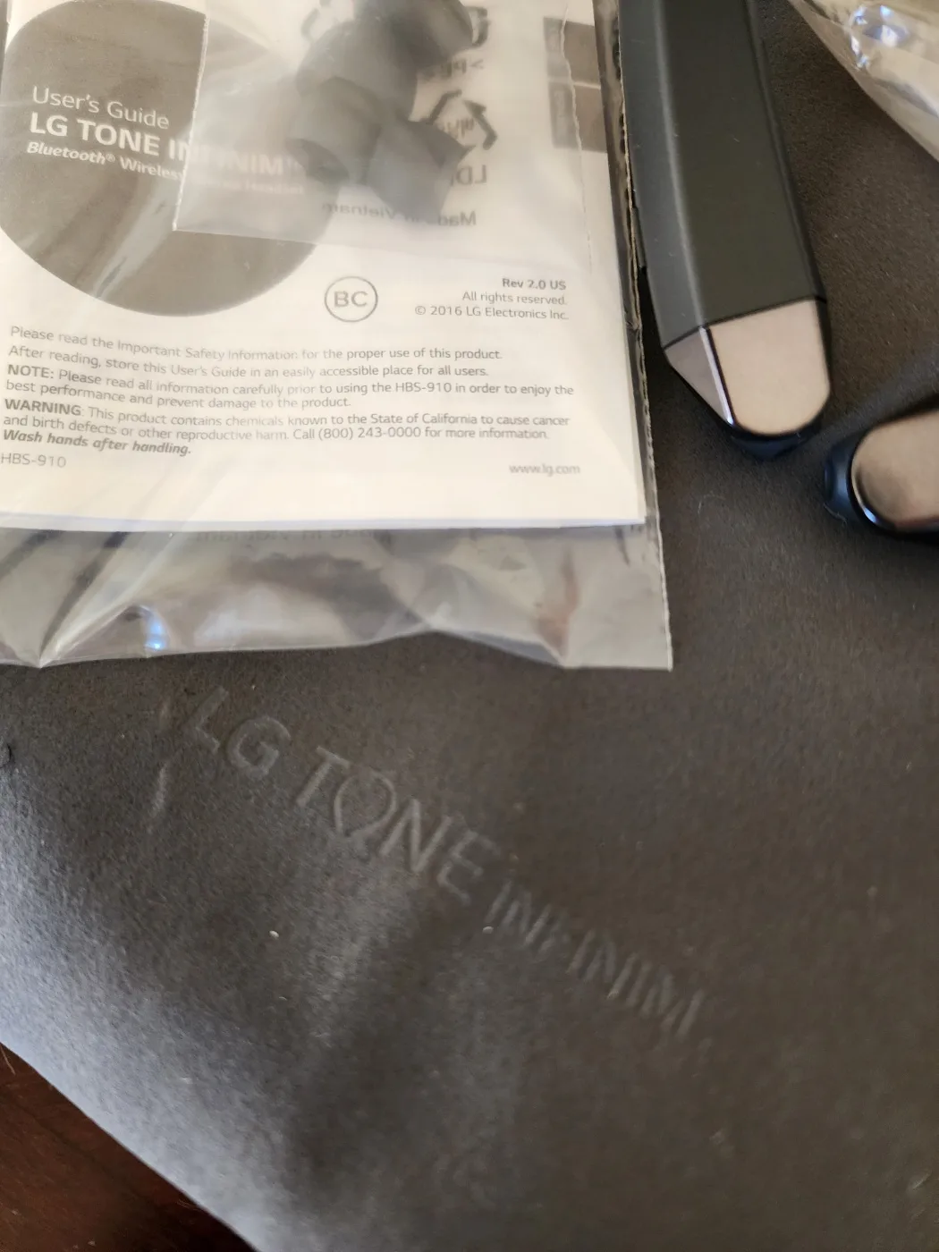 LG Tone Infinim HBS-910 Bluetooth Wireless Headset image indicator(2)