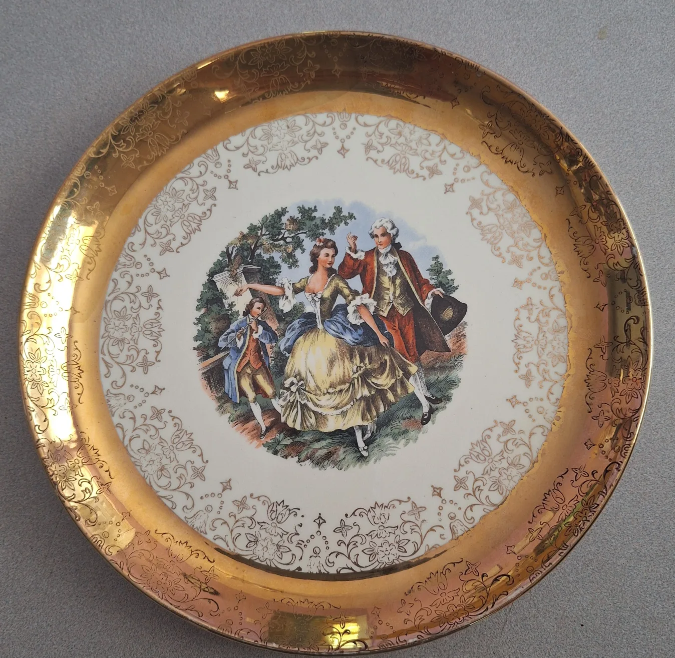 Sabin Crest-O-Gold Warranted 22K Decorative Plate thumbnail