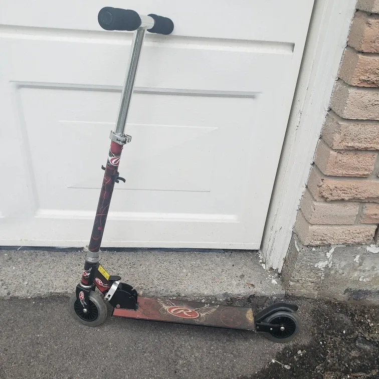 Razor Folding Kick Scooter Red thumbnail