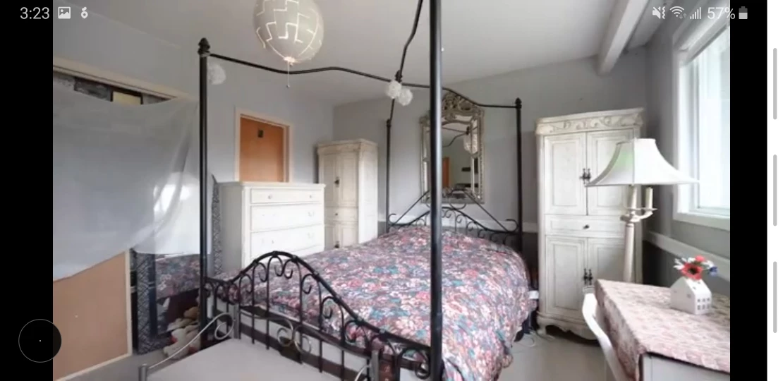 Black Metal Bed Frame queen - photo 4