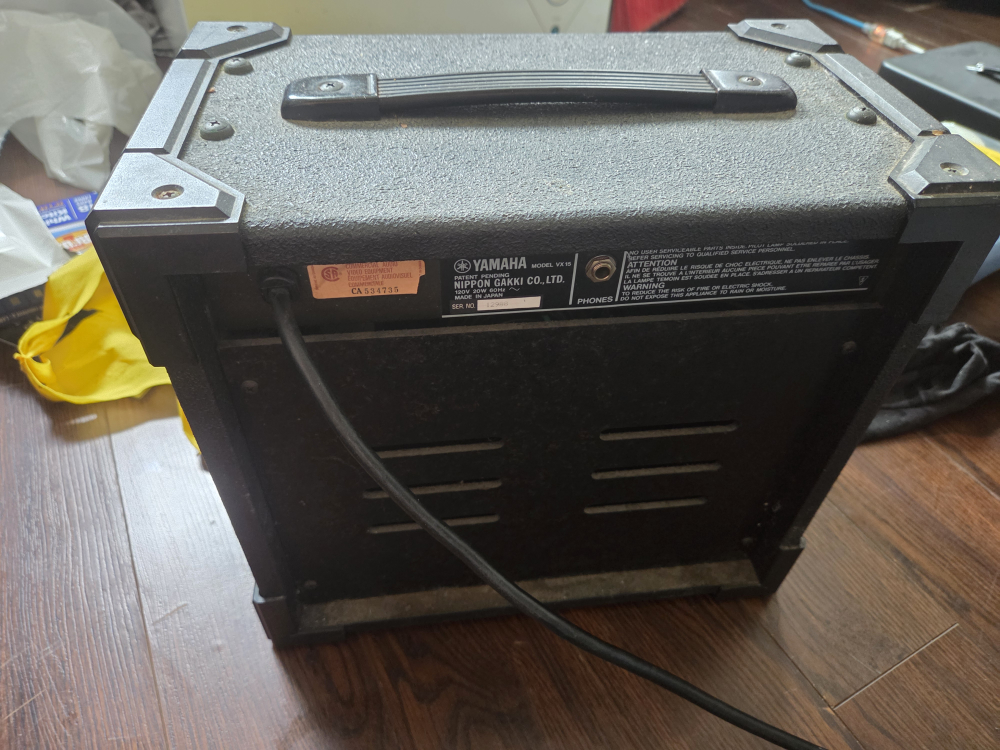 Yamaha VX Series 15 Guitar Amplifier - photo 2