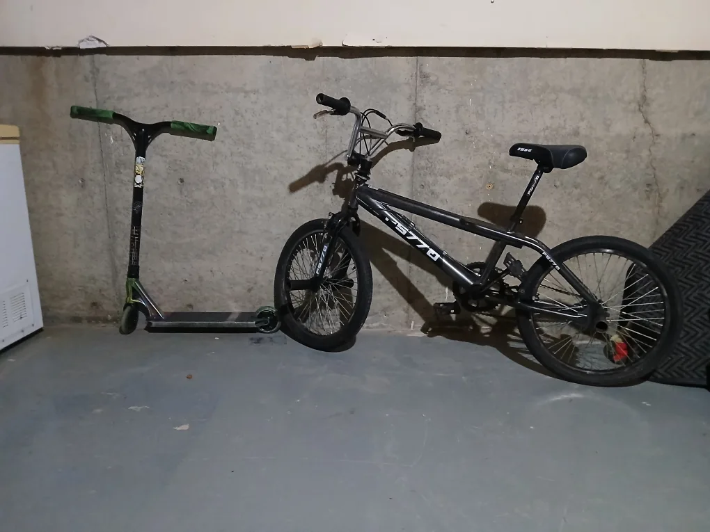 Pezzo BMX Bike  🇨🇦 image indicator(2)