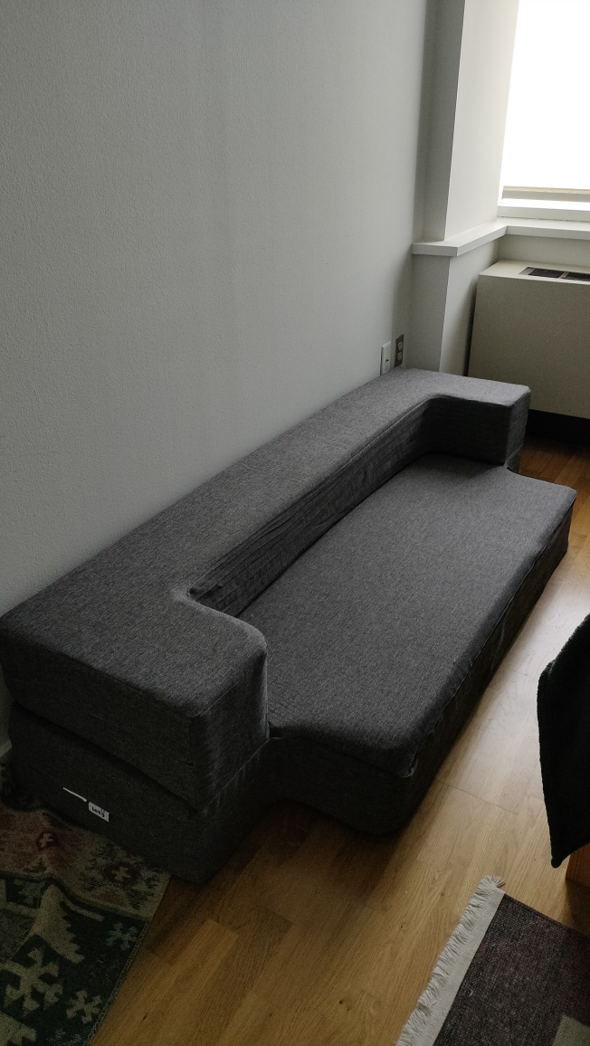 Foldable floor mattress