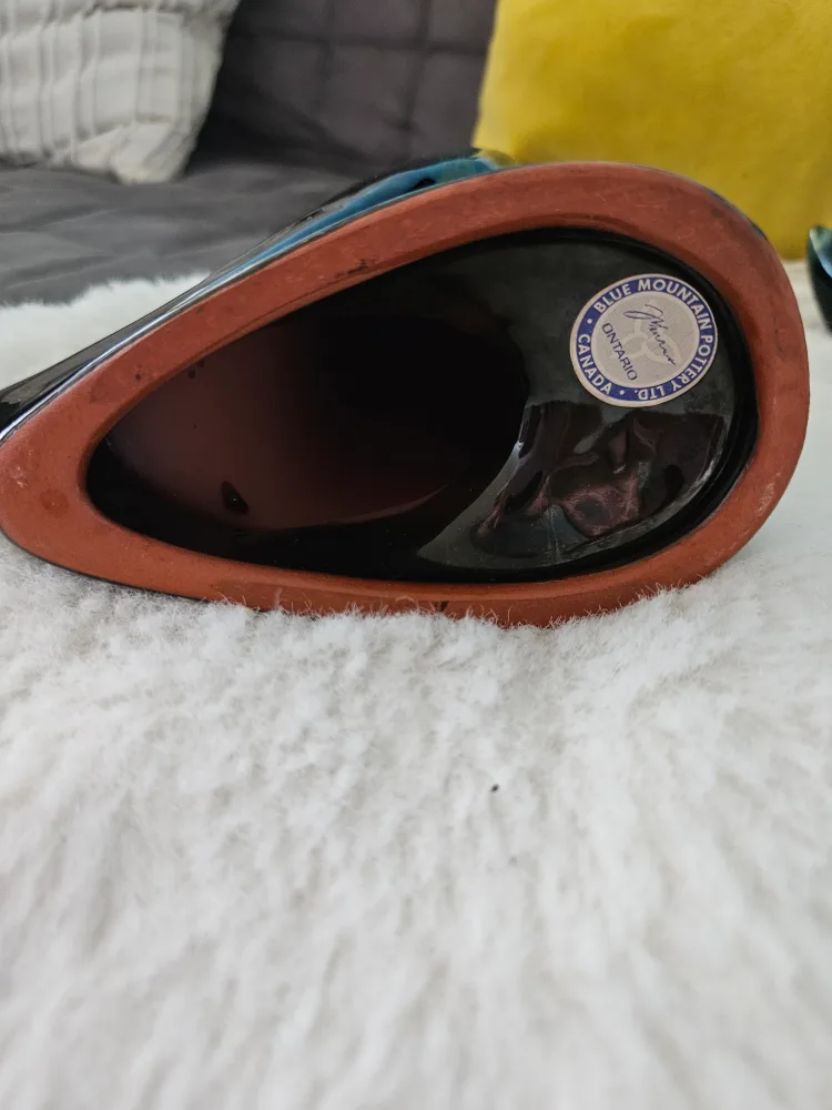 Blue Mountain Pottery Duck Family image indicator(2)