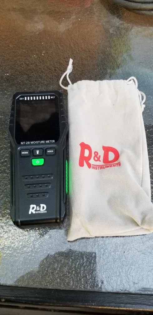 R&D Instruments MT-28 Moisture Meter - Like New! thumbnail