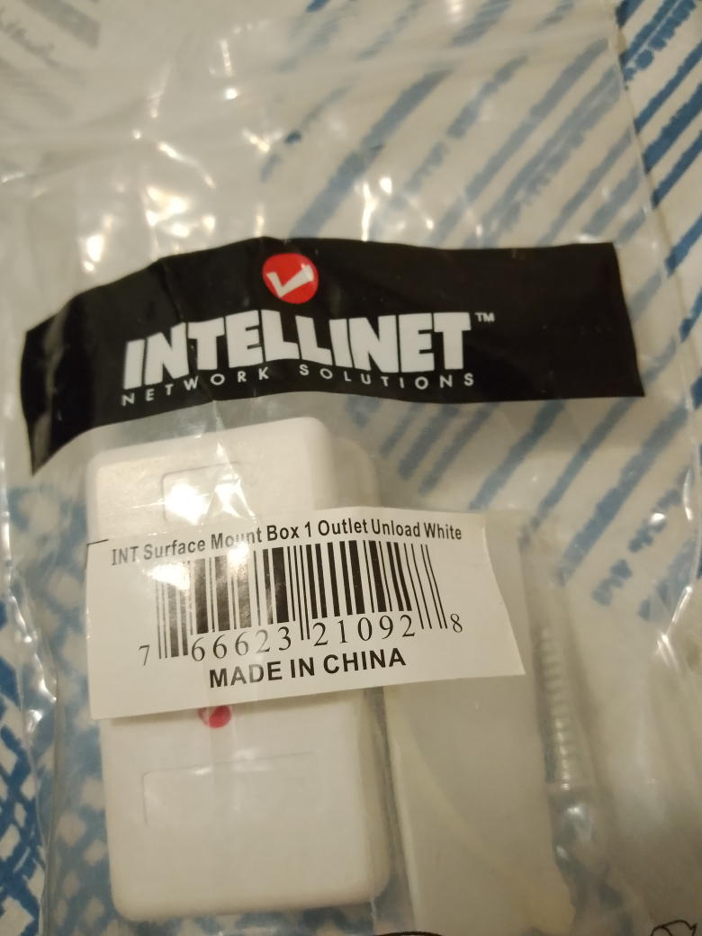 Intellinet Surface Mount Box - White - photo 2